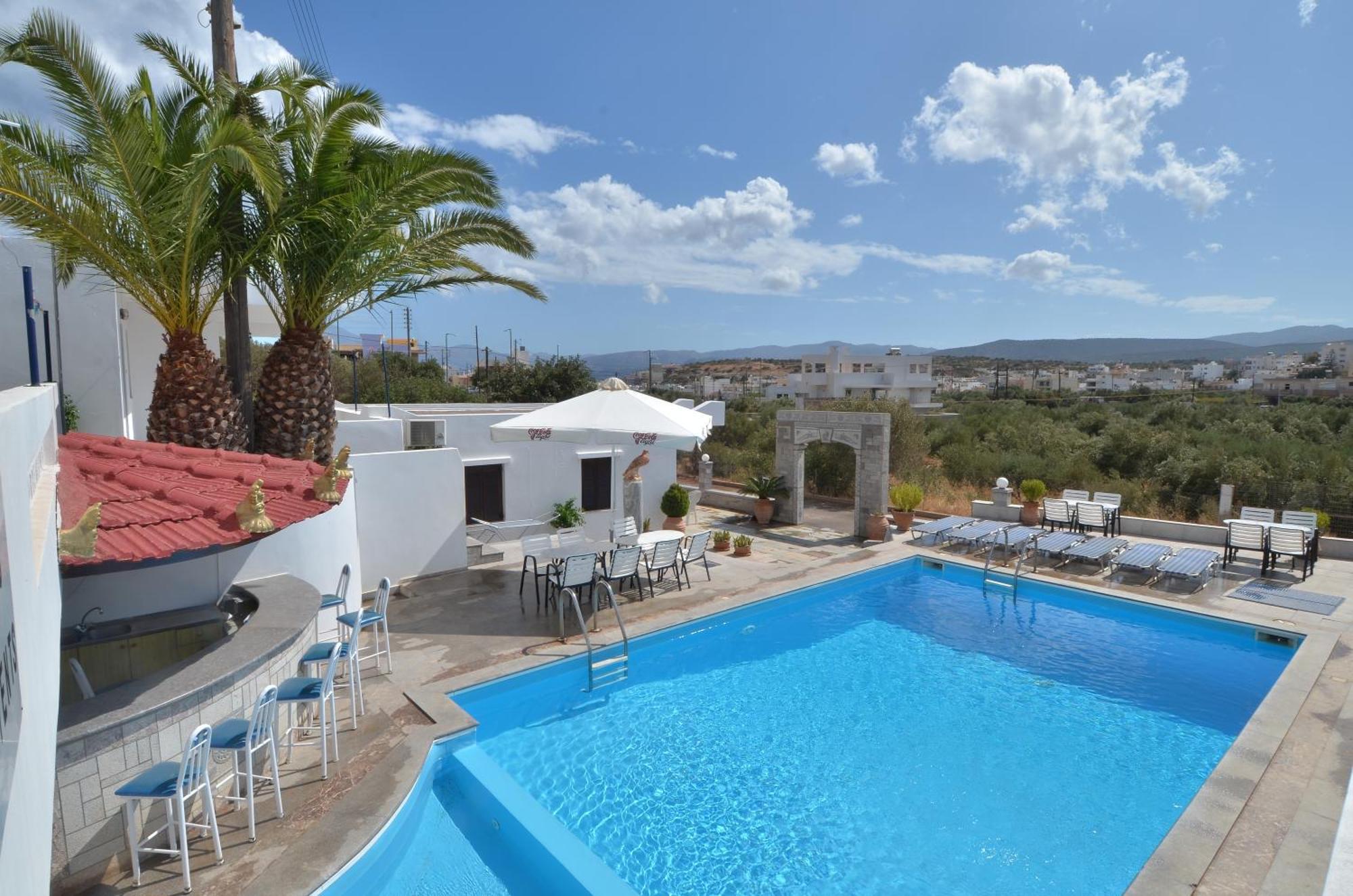 Manos Apartments Agios Nikolaos  Bagian luar foto